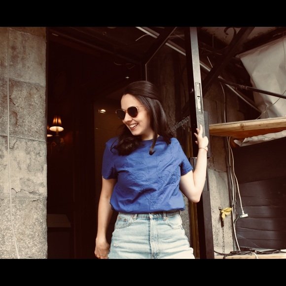 Welcome to my closet! - Picture 2 of 3